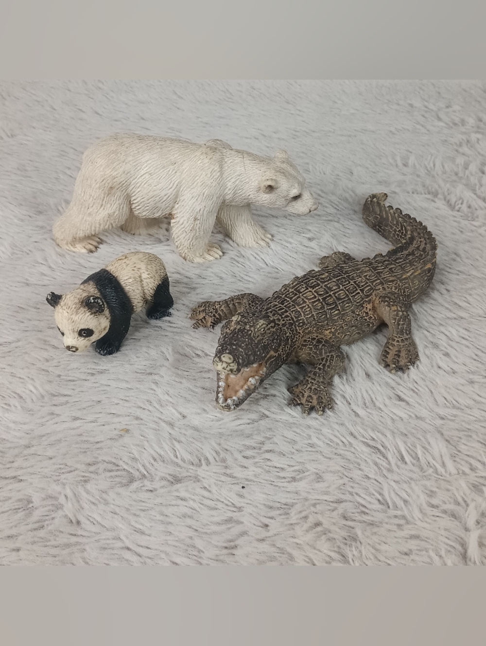 VTG Schleich Wild Animal Figures-Panda, Polar Bear, Alligator LOT OF 3 Retired